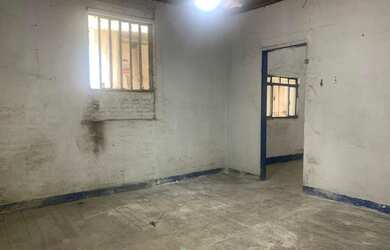 Imagem 2: Galpão/Depósito/Armazém para venda possui 300 metros quadrados em Vila...