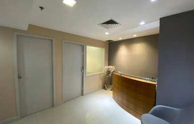 Imagem: O depósito possui 1 Vaga na garagem, 37m² de Área e está