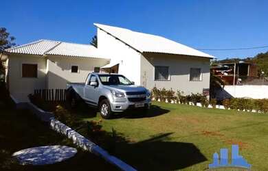 Imagem: A casa em condomínio para alugar possui 3 Dormitórios, 1 Banheiro