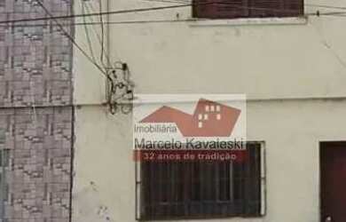 Imagem: A casa possui 2 Dormitórios, 1 Banheiro e 100m² de Área e