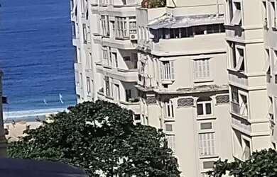 Imagem: O apartamento possui 1 Dormitório, 1 Banheiro, 33m² de Área