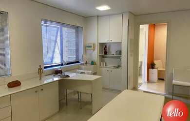 Imagem: O depósito possui 1 Vaga na garagem e 35m² de Área e está