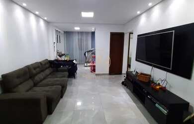 Imagem: O apartamento possui 2 Dormitórios, 2 Banheiros, 2 Vagas na