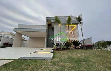 Imagem: A casa em condomínio possui 4 Dormitórios, 3 Banheiros e 190m²