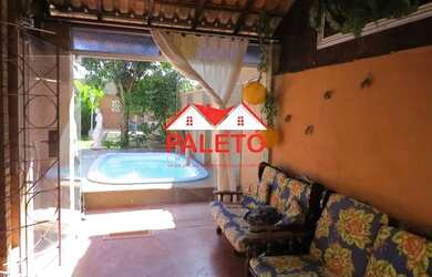 Imagem 2: Casa com piscina a venda na cidade de Porangaba Jardim São Luiz