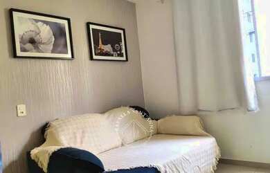 Imagem: O apartamento possui 2 Dormitórios, 1 Banheiro, 1 Vaga na garagem