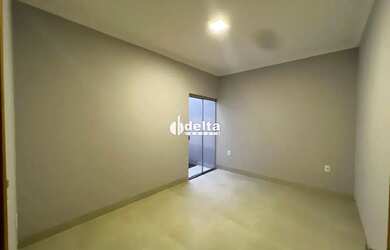 Imagem 7: Casa disponível para venda no bairro Osvaldo Rezende em Uberlândia MG