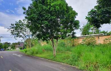 Imagem: O terreno possui 416m² de Área e está localizado em Tarumã