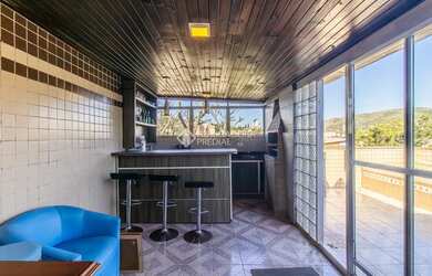 Imagem: O apartamento na cobertura possui 3 Dormitórios, 2 Banheiros