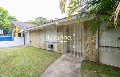 Imagem 4: Casa mobiliada com piscina e salão de festas excelente localização