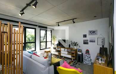 Imagem: O apartamento possui 1 Dormitório, 1 Banheiro, 2 Vagas na garagem