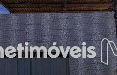 Imagem: A casa possui 5 Dormitórios, 3 Banheiros, 2 Vagas na garagem