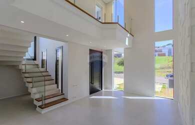 Imagem 12: Lhe apresento essa belissíma residência localizada no exclusivo Condomínio...