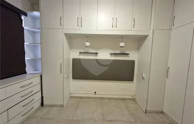 Imagem 8: Apartamento à venda com 3 quartos, sendo 1 suíte, no condomínio Do Edifício Maria Luiza, R