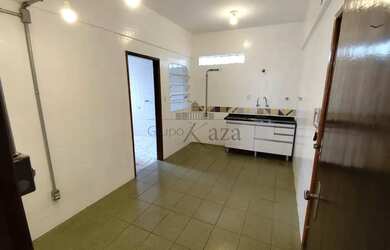 Imagem 5: Oportunidade - Apartamento - Vila Adyana - Edifício Luciana II - 3 Dormitórios...