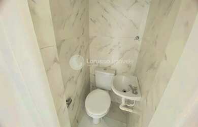 Imagem 11: Sobrado para aluguel tem 90 metros quadrados com 3 quartos em Bairro Alto...