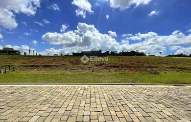 Imagem: O terreno possui 775m² de Área e está localizado em Morada