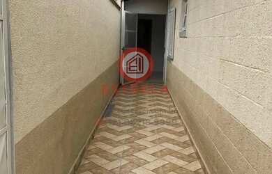 Imagem 2: Casa à Venda em Jardim Altos de Santana II, Jacareí, 145m², 3 Dorms