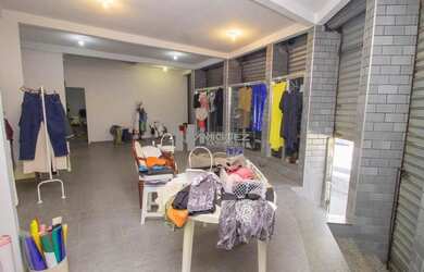 Imagem: O depósito possui 157m² de Área, Imóvel novo e está localizado