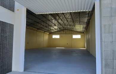 Imagem 2: Galpão - Comercial / Industrial