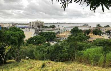 Imagem: O terreno possui 1.760m² de Área e está localizado em Alto