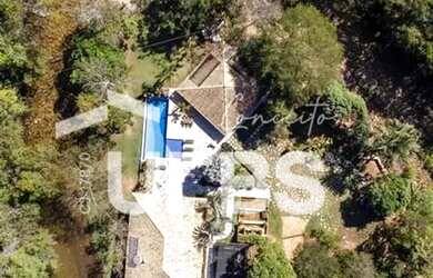 Imagem: A fazenda possui 32800m² de Área e está localizado em Centro