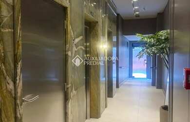 Imagem: O apartamento possui 2 Dormitórios, 3 Banheiros, 2 Vagas na