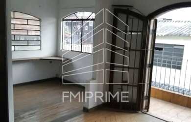 Imagem: A casa possui 4 Dormitórios, 5 Banheiros, 5 Vagas na garagem