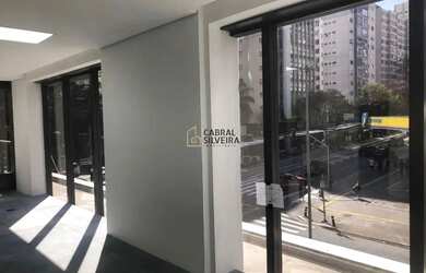 Imagem 4: Sala Comercial para Venda por R$ 1.850.000 ou aluguel por R$ 8.500/mês...