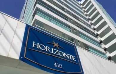 Imagem: O apartamento possui 3 Dormitórios, 5 Banheiros, 1 Vaga na