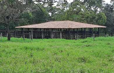 Imagem: O terreno está localizado em Ibituruna, Montes Claros à venda