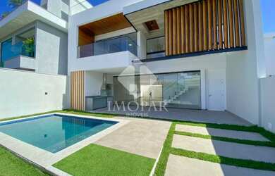 Imagem: A casa em condomínio possui 3 Dormitórios, 5 Banheiros, 2