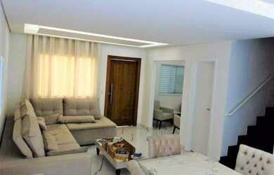 Imagem: A casa em condomínio possui 4 Dormitórios, 3 Banheiros, 2