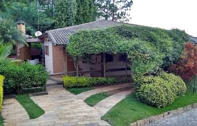 Imagem: A casa em condomínio possui 3 Dormitórios, 2 Banheiros, 2