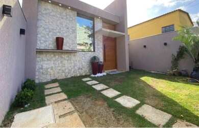 Imagem: A casa possui 2 Dormitórios, 1 Banheiro, 1 Vaga na garagem