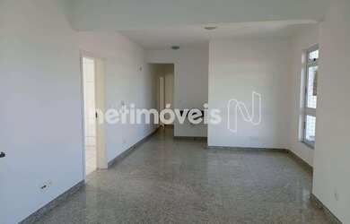 Imagem: O apartamento possui 4 Dormitórios, 4 Banheiros, 2 Vagas na