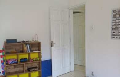 Imagem 8: Alugo Casa no Rio Vermelho na rua Osvaldo Cruz