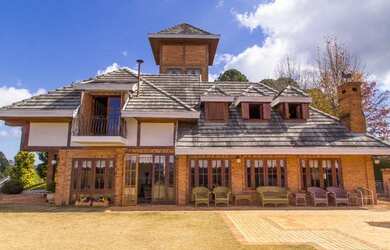 Imagem 1: Condomínio Jardim Véu da Noiva - Campos do Jordão. Casa à venda no ponto mais alto do cond