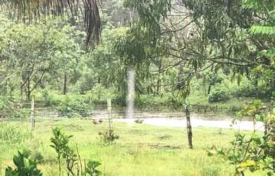 Imagem: O terreno possui 600m² de Área e está localizado em Cachoeiras