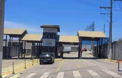 Imagem: O terreno à venda possui e está localizado em Engenho, Itapecerica