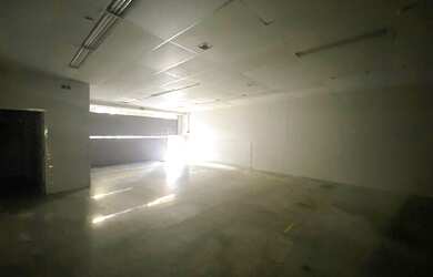 Imagem: O depósito possui 380m² de Área e está localizado em Pinheiros