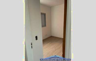 Imagem: O apartamento possui 2 Dormitórios, 1 Banheiro, 52-0m² de