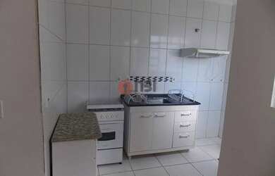 Imagem: O apartamento possui 1 Dormitório, 1 Banheiro, 1 Vaga na garagem