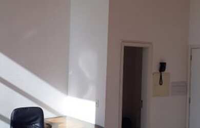 Imagem: O depósito possui 2 Vagas na garagem e 67m² de Área e está