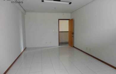 Imagem: O depósito possui 1 Vaga na garagem, 29m² de Área e está