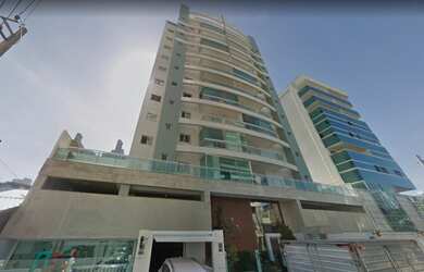 Imagem: O apartamento possui 3 Dormitórios, 1 Banheiro, 1 Vaga na garagem