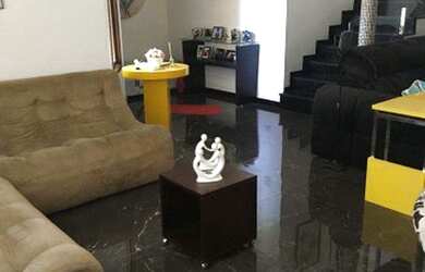 Imagem: A casa em condomínio possui 3 Dormitórios, 5 Banheiros, 5