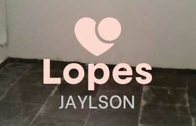 Imagem: O depósito possui 5 Vagas na garagem e 368m² de Área e está