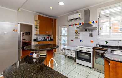 Imagem 7: Casa em Vila Ipiranga. Lareira, 2 Vagas na garageme3 Dormitórios