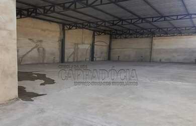 Imagem: O depósito possui 250m² de Área e está localizado em Jardim